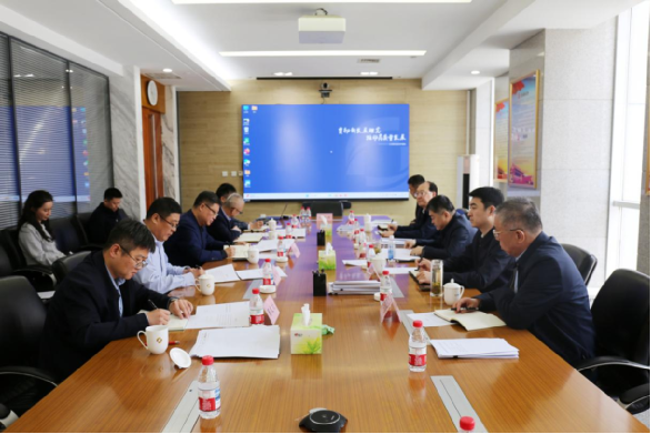 交投集團召開領導班子成員2025年度集體廉政約談會議